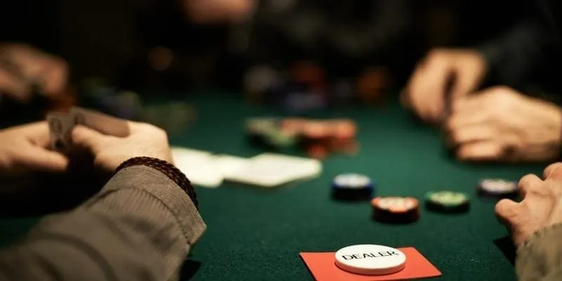 Tâm lý ổn định là vũ khí không thể thiếu trong mỗi ván Poker